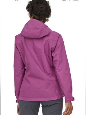 Patagonia Women's Hooded Jacket in Magenta